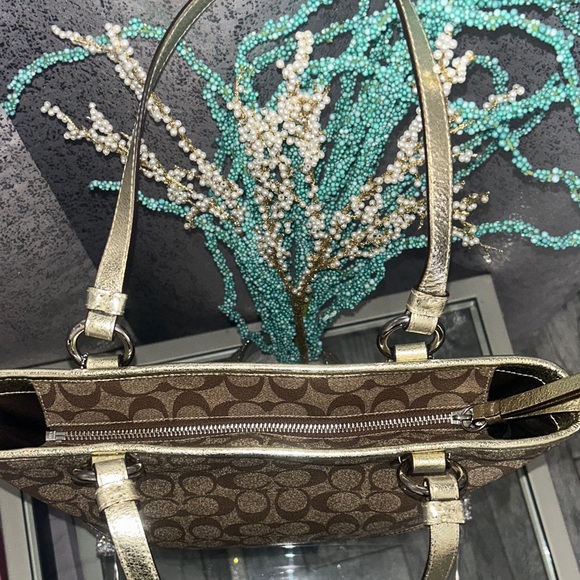 Coach Brown and Gold Tote Bag NWOT - Picture 7 of 14